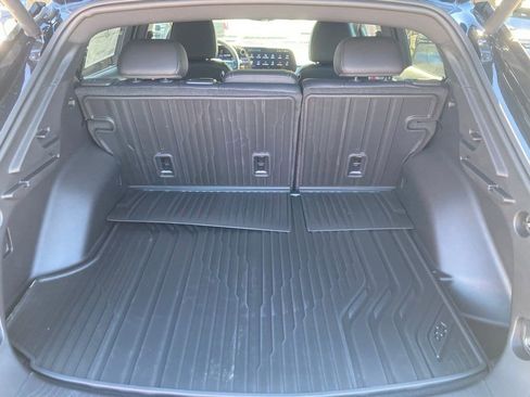 New 2025 Chevrolet Equinox EV RS w/ Convenience Package II FWD image 18