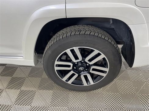 Used 2022 Toyota 4Runner Limited image 23
