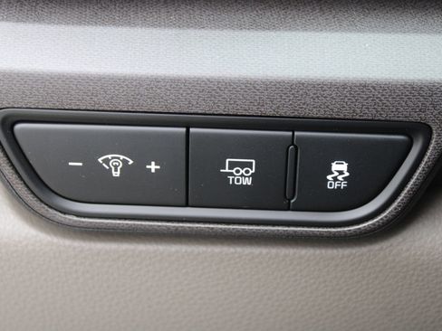 New 2026 Kia Carnival EX FWD image 30
