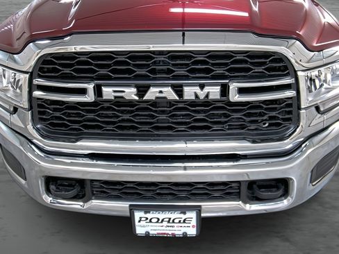 Used 2024 RAM 3500 Tradesman w/ Chrome Appearance Group image 16