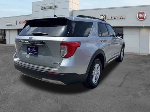 Used 2023 Ford Explorer XLT w/ Equipment Group 202A AWD/4WD image 3