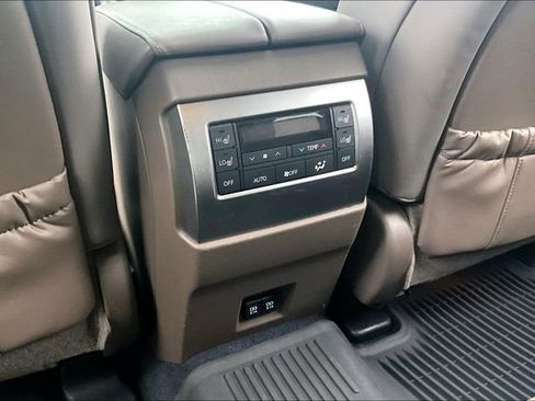 Used 2022 Lexus GX 460 Premium w/ Premium Plus Package image 26