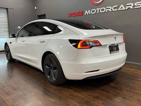 Used 2020 Tesla Model 3 Standard Range Plus image 3