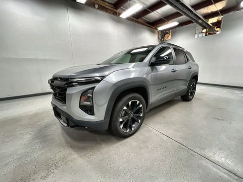 Certified 2025 Chevrolet Equinox RS w/ Safety and Technology Package AWD/4WD image 4