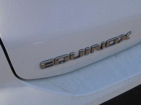 Used 2022 Chevrolet Equinox LT image 10