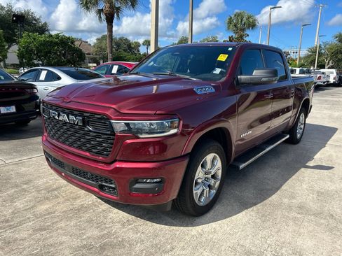 Used 2025 RAM 1500 Big Horn AWD/4WD image 1