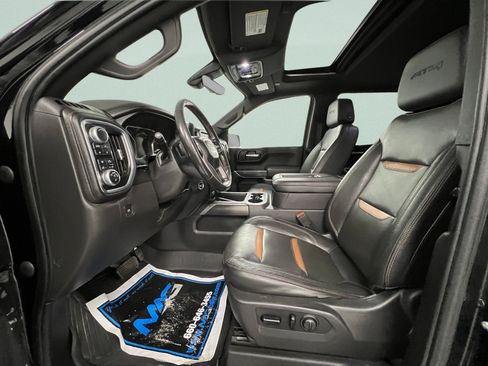 Used 2019 GMC Sierra 1500 AT4 w/ Off Road Performance Package AWD/4WD image 13