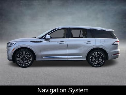 Used 2020 Lincoln Aviator Black Label w/ Dynamic Handling Package image 3