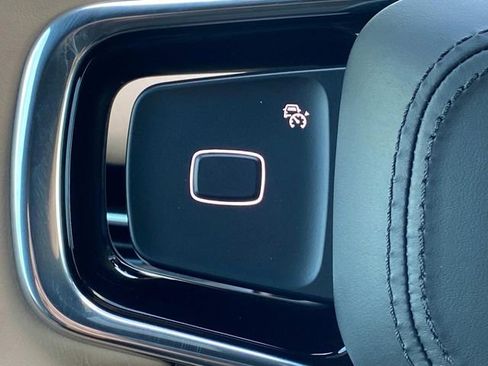 New 2026 Lincoln Navigator L Black Label AWD/4WD image 16