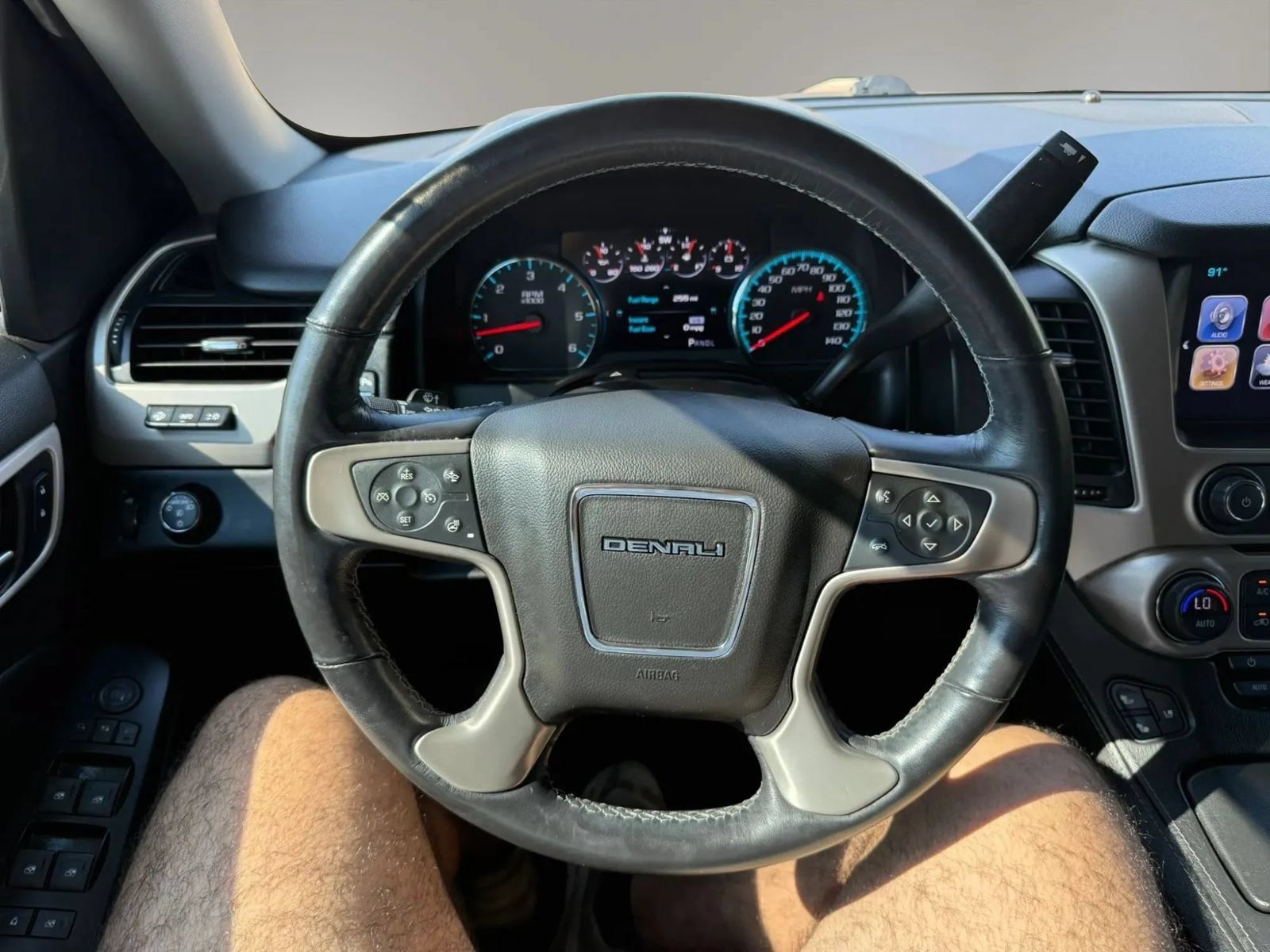 Used 2017 GMC Yukon XL Denali RWD image 37
