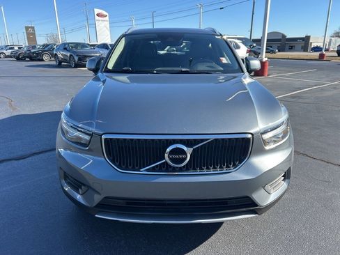 Used 2019 Volvo XC40 T5 Momentum image 24