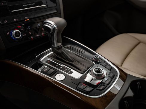 Used 2017 Audi Q5 2.0T Premium image 36