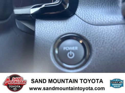 Used 2025 Toyota Camry LE w/ Convenience Package FWD image 10