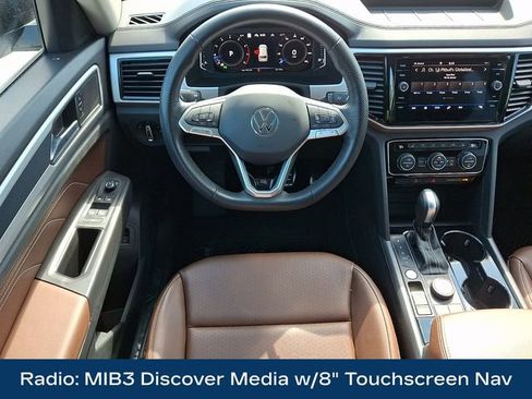 Used 2023 Volkswagen Atlas SEL R-Line AWD/4WD image 3