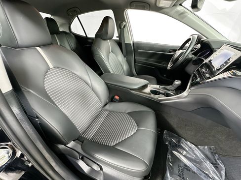 Used 2023 Toyota Camry SE w/ Convenience Package image 25