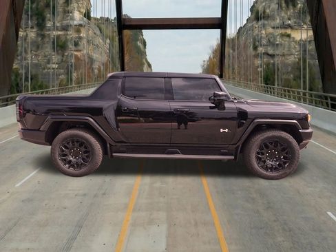 New 2026 GMC Hummer EV 4x4 Crew Cab image 13