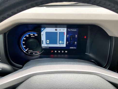 Used 2023 Ford Bronco Wildtrak image 11