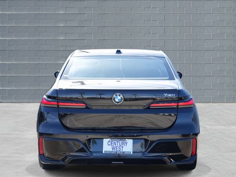 New 2026 BMW 740i 740i RWD w/ Premium Package image 3