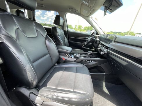 Used 2023 Kia Telluride LX AWD/4WD image 23