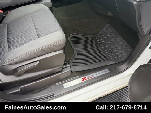 Used 2018 Chevrolet Silverado 1500 LT w/ All Star Edition image 81