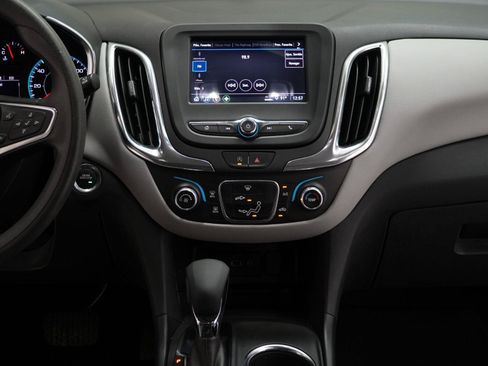 Used 2024 Chevrolet Equinox LS w/ Driver Confidence II Package FWD image 22