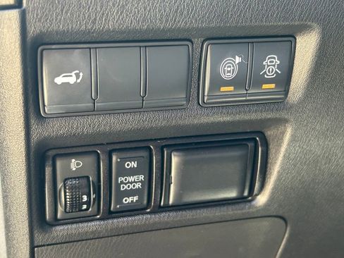 Used 2019 Nissan Armada SL w/ Premium Package RWD image 32