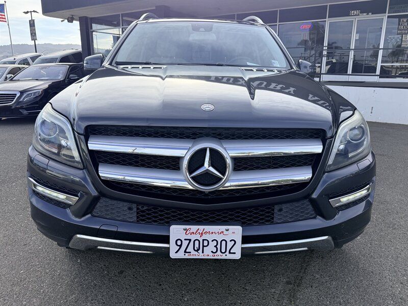 Used 2015 Mercedes-Benz GL 450 4MATIC image 2