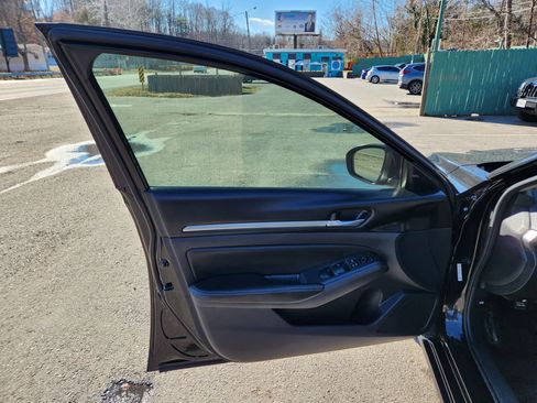 Used 2022 Nissan Altima 2.5 SV image 20