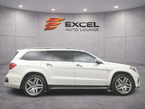 Used 2014 Mercedes-Benz GL 63 AMG 4MATIC image 46
