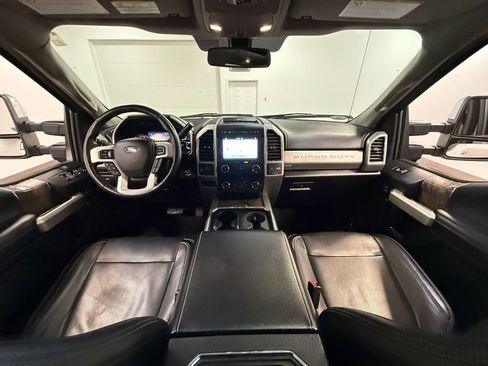 Used 2019 Ford F250 Lariat w/ Lariat Ultimate Package image 72