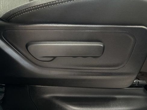 Used 2021 RAM 1500 Big Horn AWD/4WD image 49