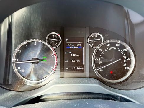 Used 2022 Lexus GX 460 Premium w/ Premium Plus Package AWD/4WD image 41