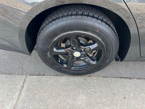 Used 2018 Chevrolet Malibu LS image 10