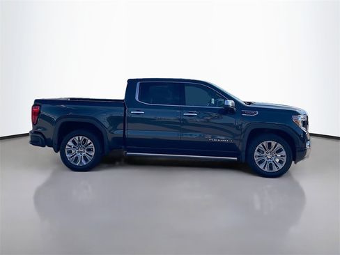 Used 2021 GMC Sierra 1500 Denali w/ Denali Ultimate Package image 8