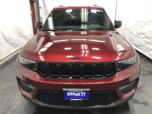 Certified 2023 Jeep Grand Cherokee Altitude image 7