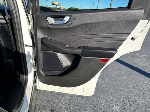 Certified 2023 Ford Escape ST-Line w/ Tech Pack #1 image 16