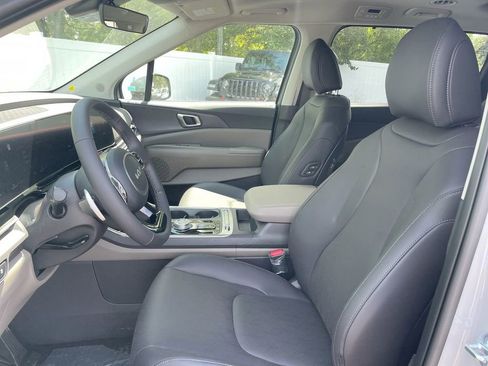 New 2026 Kia Carnival SX image 38