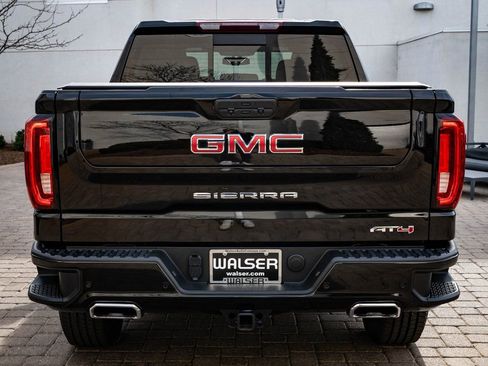Used 2020 GMC Sierra 1500 AT4 w/ Off-Road Performance Package image 7