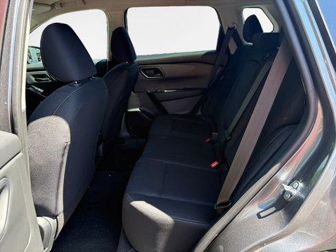 Used 2026 Nissan Rogue S FWD image 22
