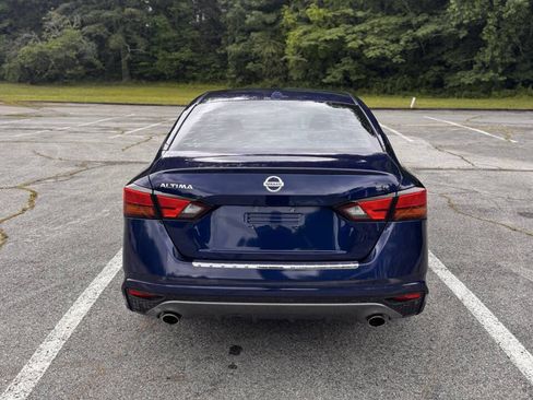 Used 2021 Nissan Altima 2.5 SR FWD image 5