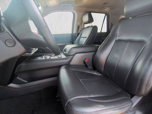 Used 2024 Ford Expedition XLT AWD/4WD image 15