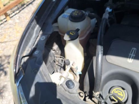 Used 2014 Lincoln MKX FWD w/ Equipment Group 101A image 20