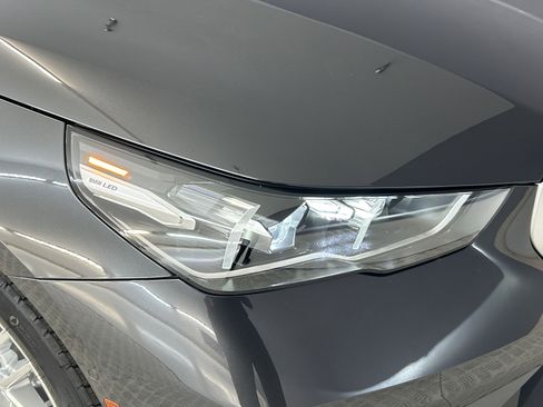 Used 2025 BMW 530i image 21