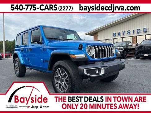 Used 2025 Jeep Wrangler Unlimited Sahara AWD/4WD image 1