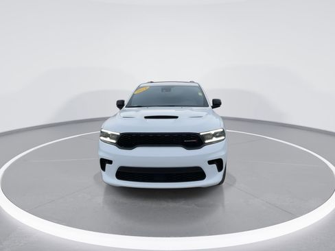Used 2024 Dodge Durango GT image 3