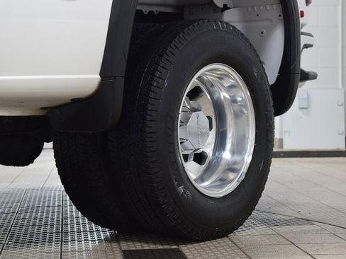 Used 2024 GMC Sierra 3500 Denali Ultimate image 31