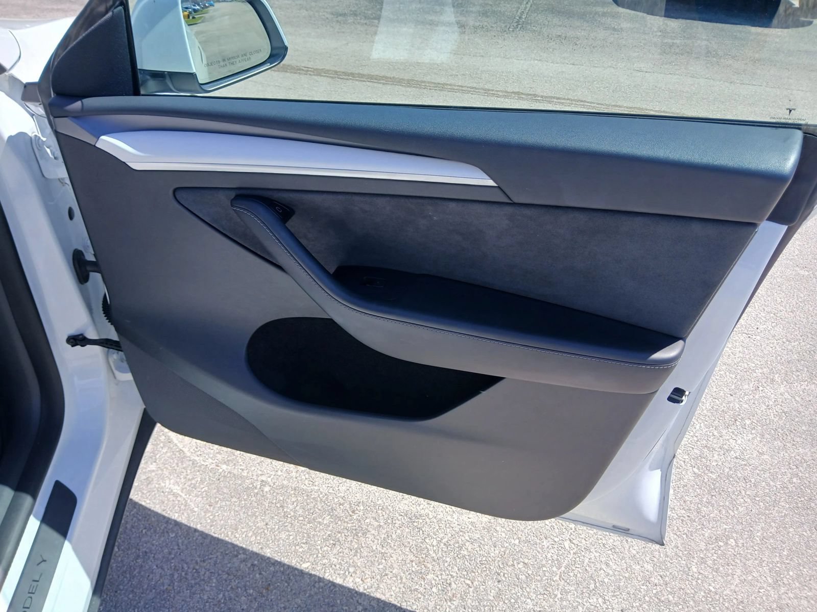 Used 2023 Tesla Model Y Long Range AWD/4WD image 14