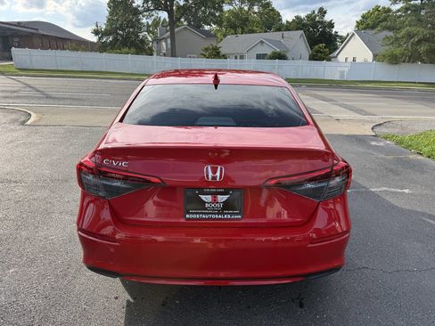 Used 2022 Honda Civic LX image 6