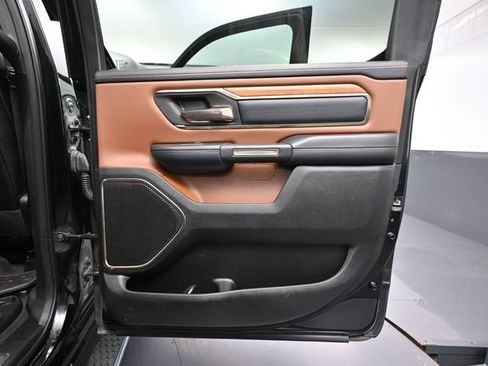 Used 2022 RAM 1500 Limited w/ Body-Colour Bumper Group AWD/4WD image 43