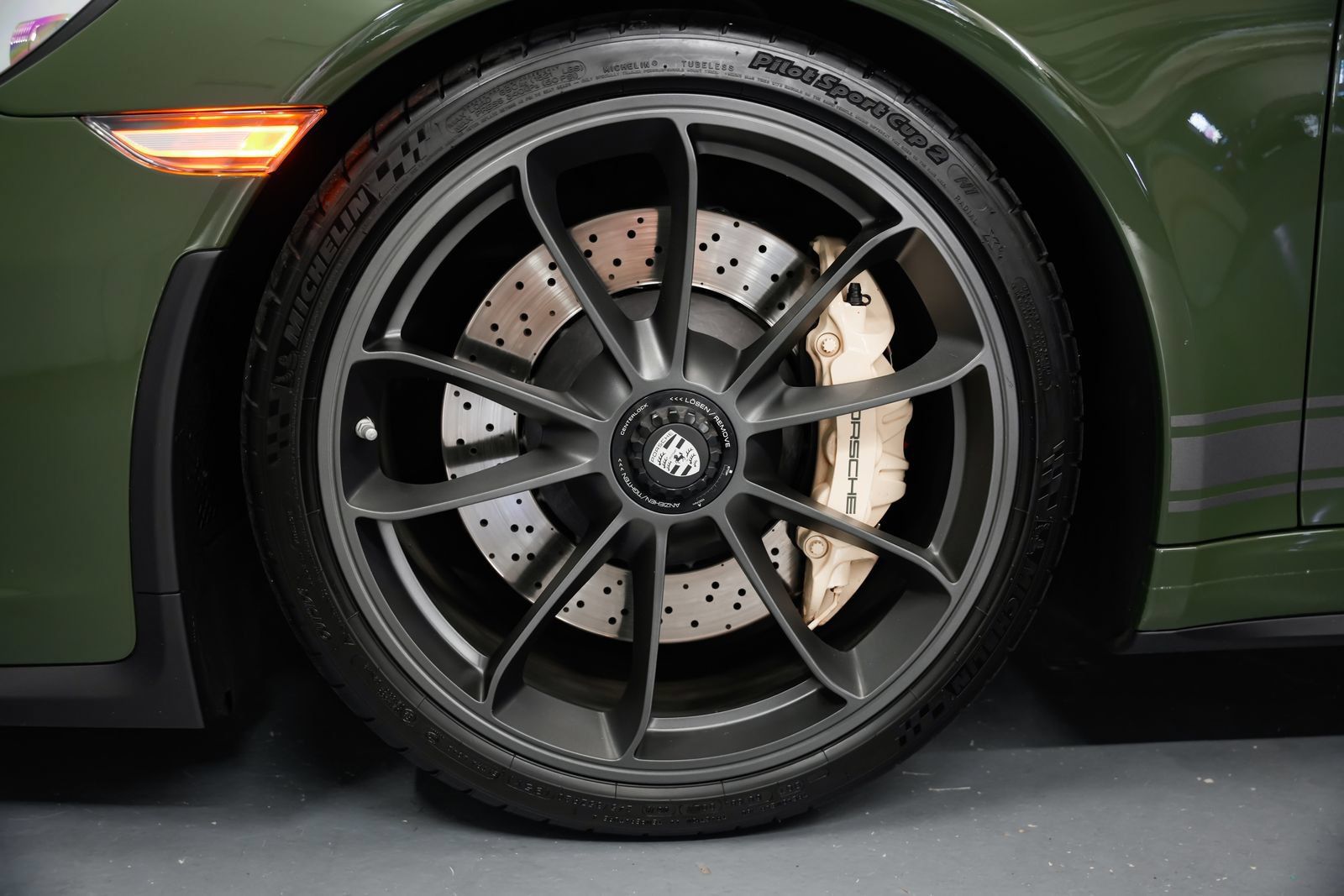 Used 2019 Porsche 911 GT3 RWD image 46